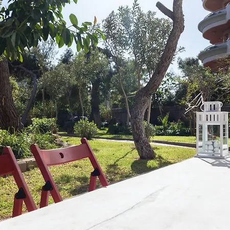 Apartment Sunny With 2 Bedrooms And Garden Glyfada (Attica)