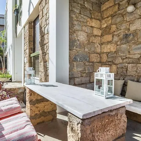 Sunny With 2 Bedrooms And Garden Apartment Glyfada (Attica)