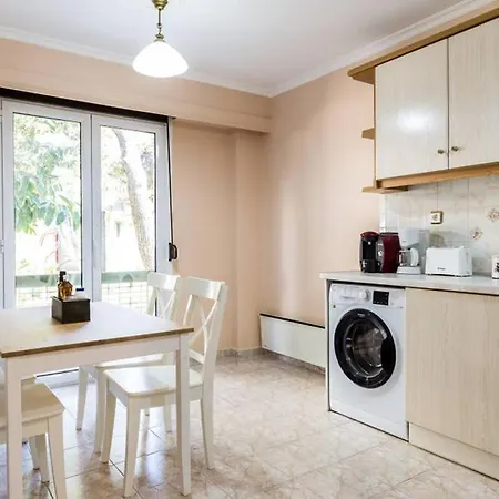 Sunny With 2 Bedrooms And Garden Apartment Glyfada (Attica)