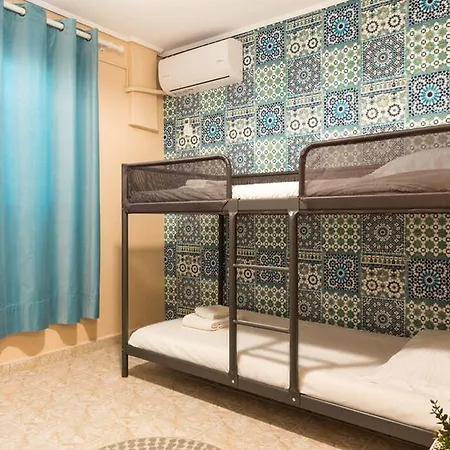 Apartment Sunny With 2 Bedrooms And Garden Glyfada (Attica)