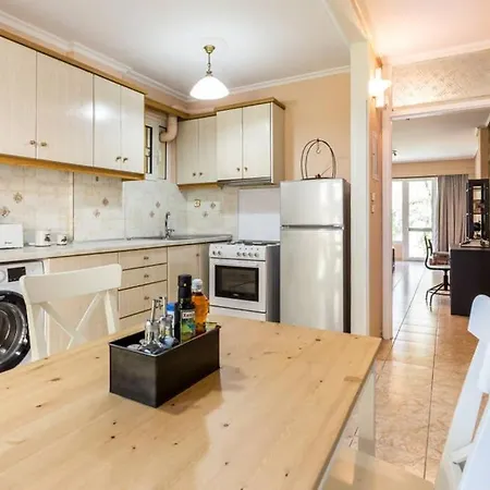 Sunny With 2 Bedrooms And Garden * Glyfada (Attica)